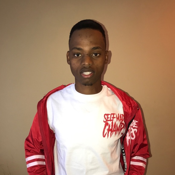 Meet your Posher, Christopher - Picture 1 of 1